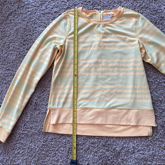 Lululemon | Run Warm Up Crew Top | Mellow Yellow Stripe | Size 4 - Picture 11 of 13
